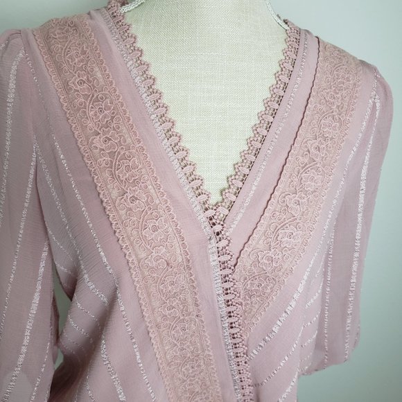 Pink top - Picture 4 of 8